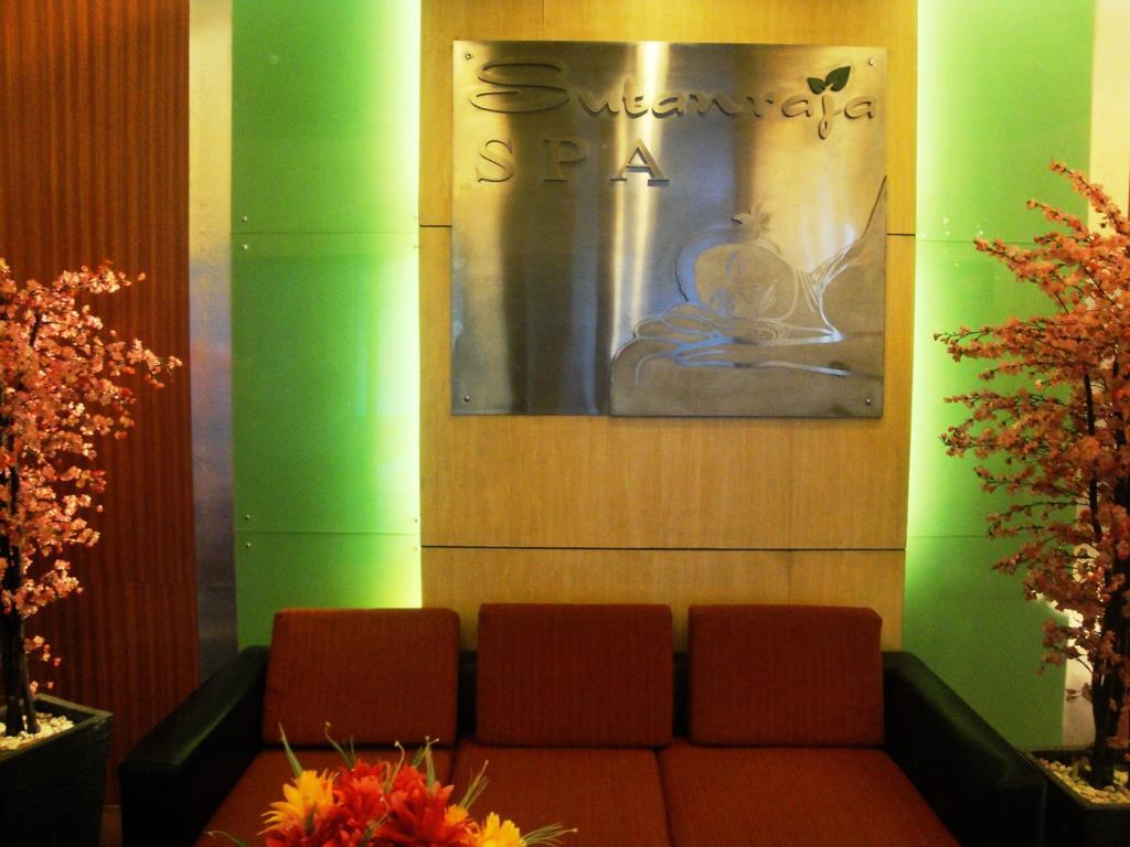 Sutanraja Hotel Manado Luaran gambar